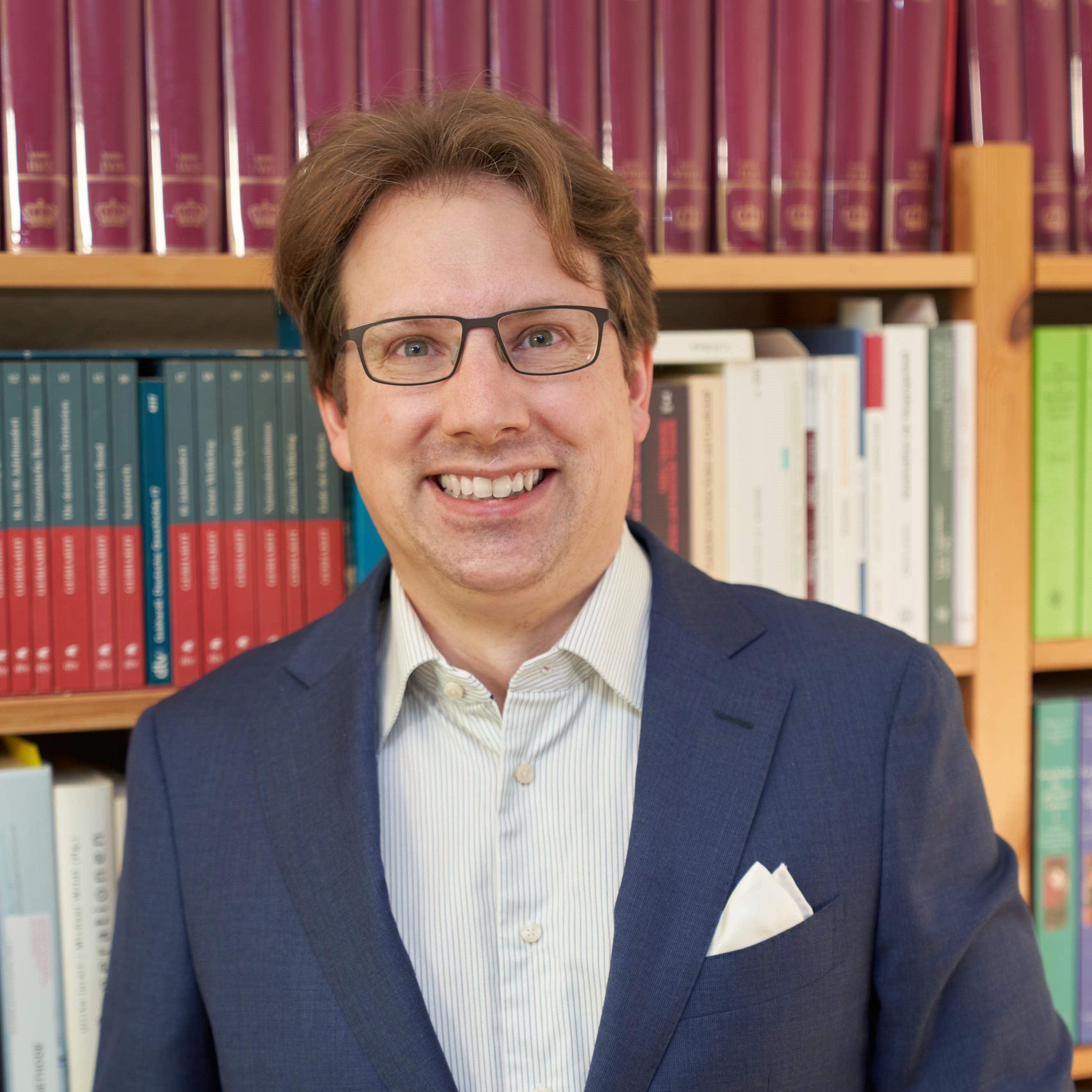 Profile image of Dr Simon Donig